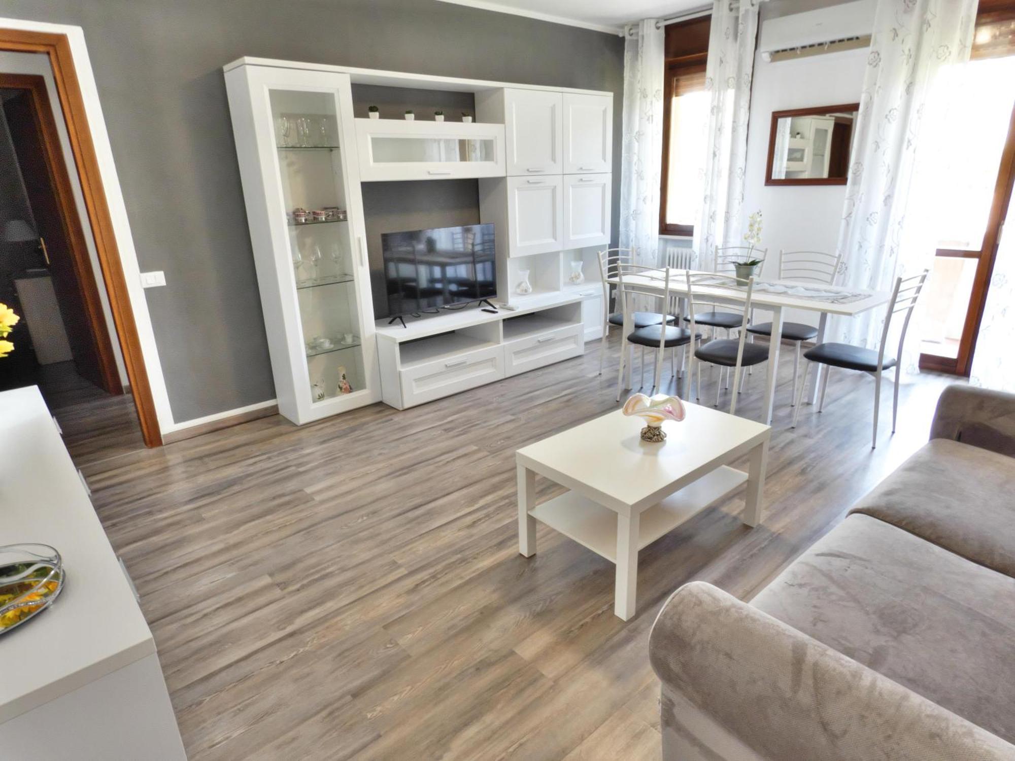 Ferienwohnung Welcome House Desenzano Center Desenzano del Garda Exterior foto